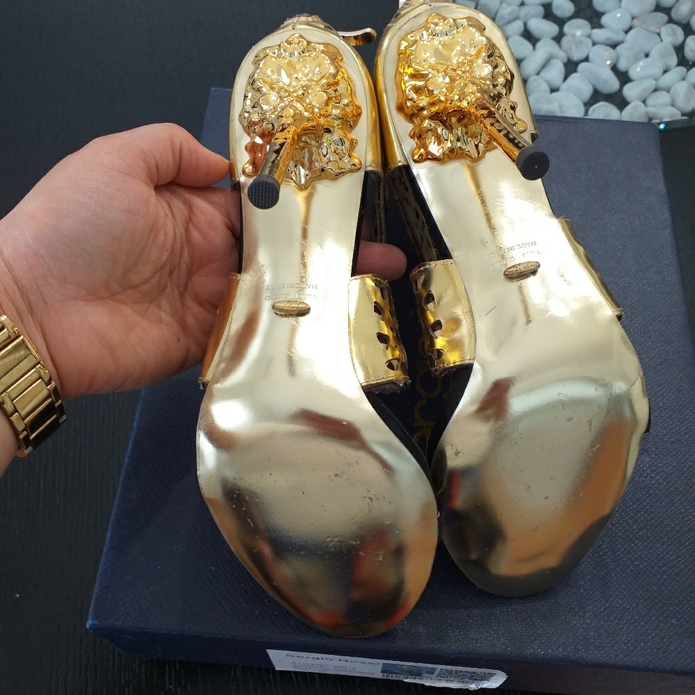 High heels - Picture 3 of 7